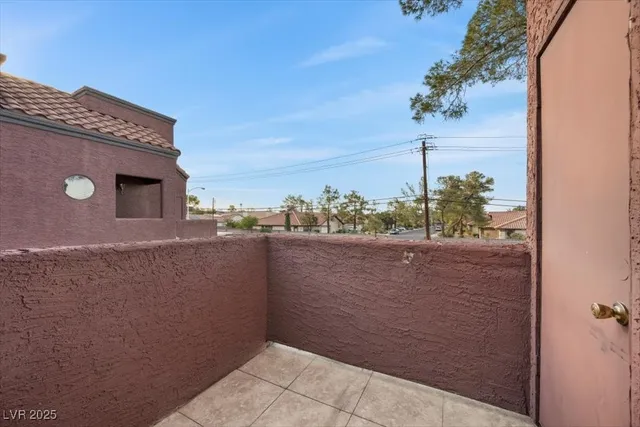 $1,400 | 4050 Pacific Harbors Drive, Unit 213, Las Vegas, NV 89121