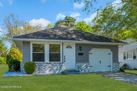 front view of house with a yard