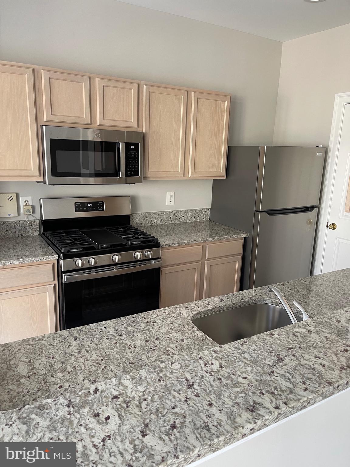 46375 Pryor Square Sterling, VA 20165 - Photo 7 of 15