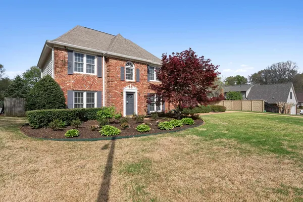 $469,900 | 677 Gunnison Cove, Collierville, TN 38017