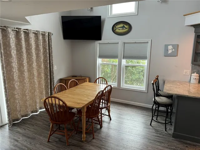 $3,000 | 46 Follett Road, Narragansett, RI 02882