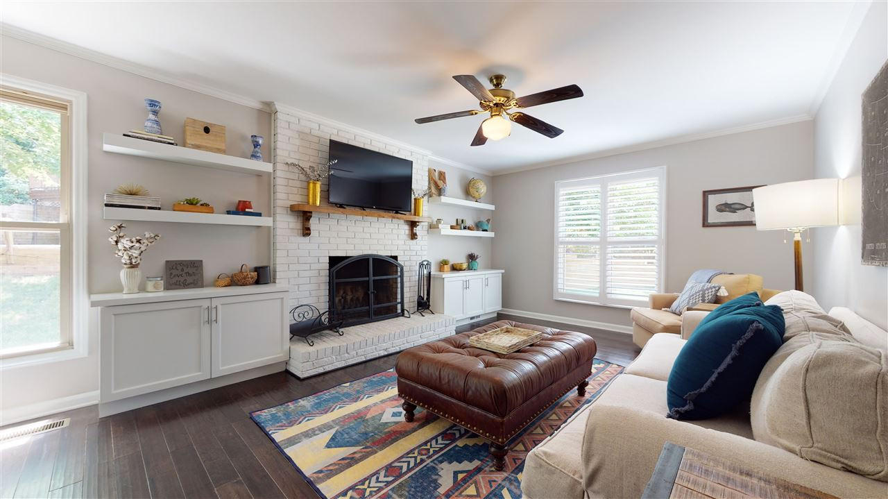 2104 Chrisdale Court Raleigh, NC 27607 - Photo 12 of 29 Living Room