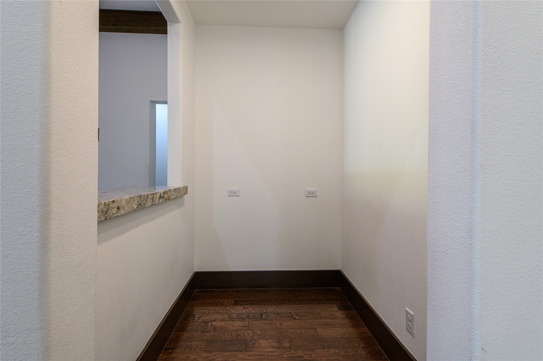 30 Freestone Stream Place Spring, TX 77389 - Photo 21 of 43 DRY BAR