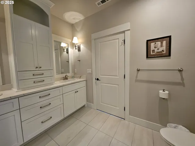 $739,000 | 436 Montana Way, Medford, OR 97504