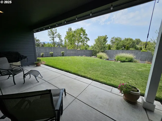 $739,000 | 436 Montana Way, Medford, OR 97504