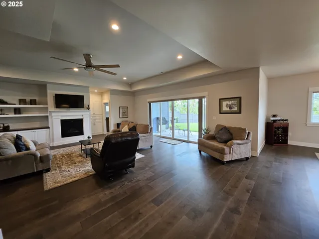 $739,000 | 436 Montana Way, Medford, OR 97504