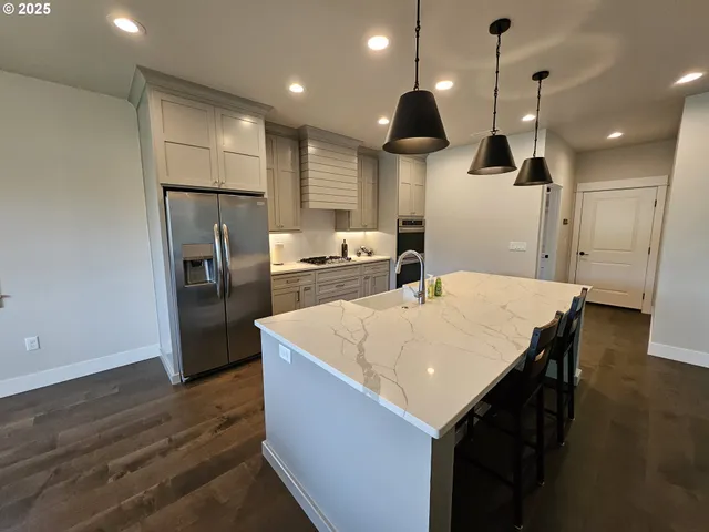 $739,000 | 436 Montana Way, Medford, OR 97504