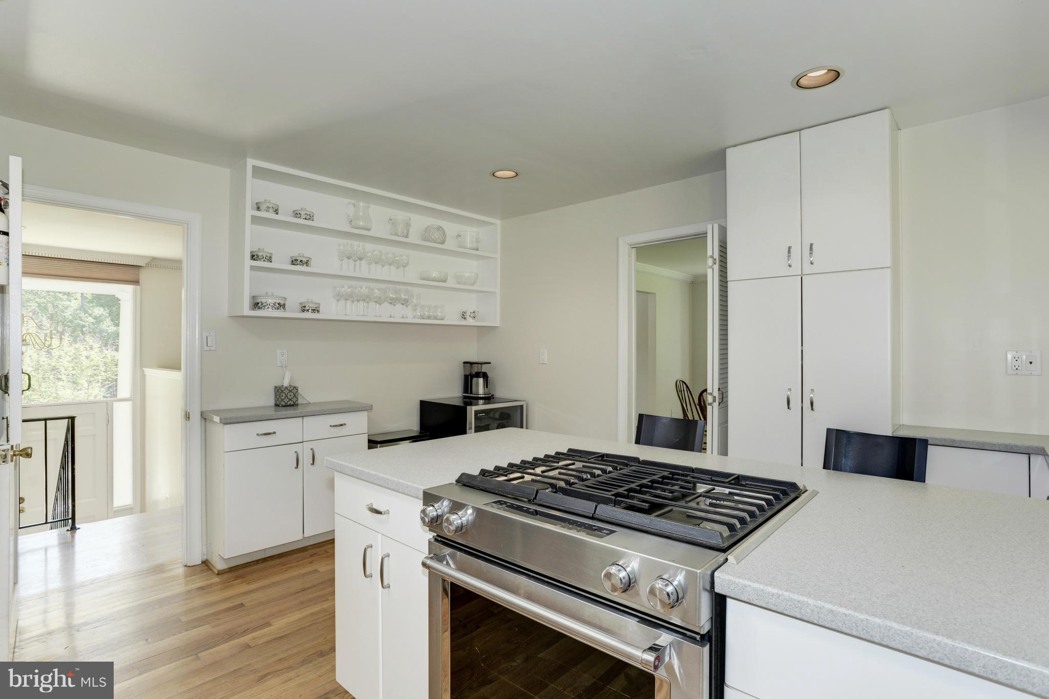 4118 27th Road North Arlington, VA 22207 - Photo 15 of 30 Kitchen
