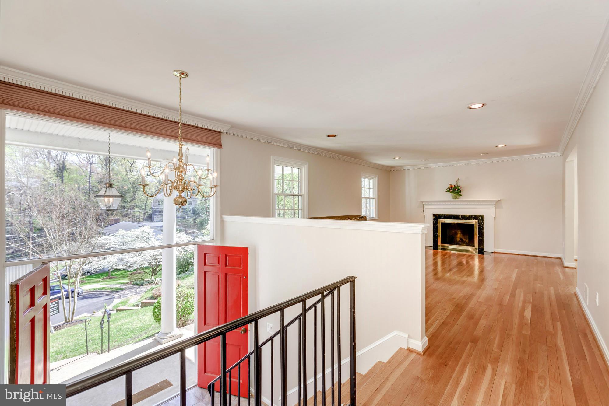4118 27th Road North Arlington, VA 22207 - Photo 3 of 30 Interior (General)
