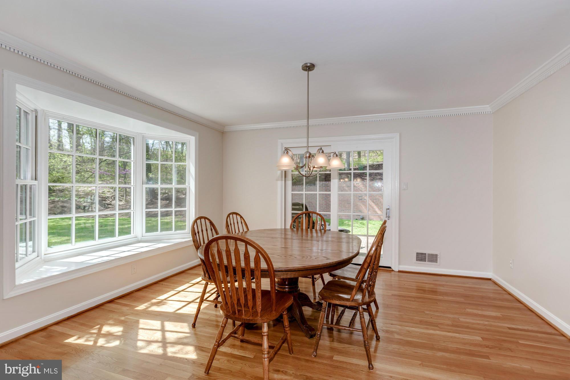 4118 27th Road North Arlington, VA 22207 - Photo 6 of 30 Dining Room