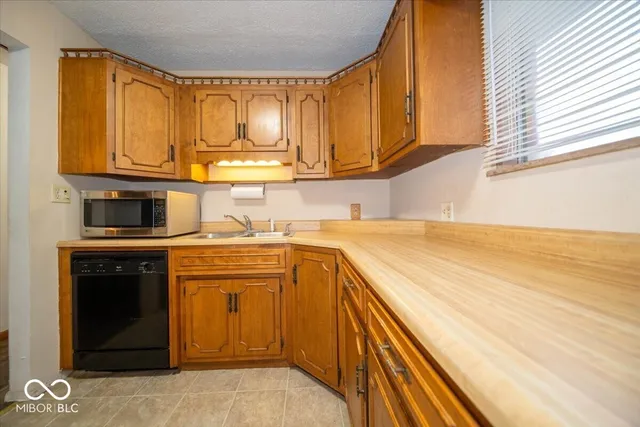 $175,000 | 1021 Sandra Drive, Anderson, IN 46013