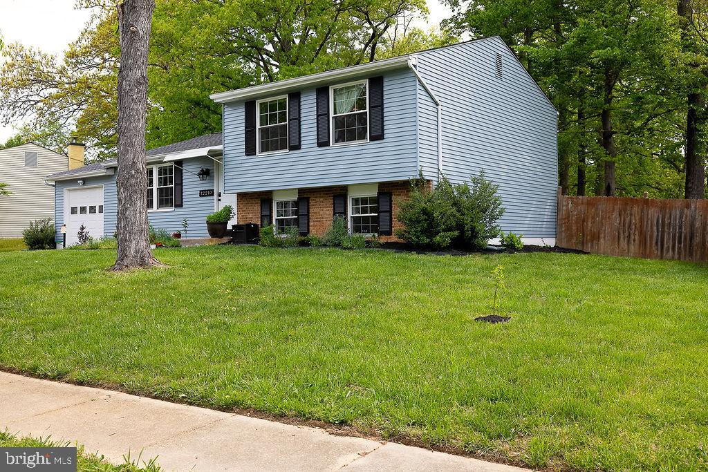 12210 Brolass Road Clinton, MD 20735 - Photo 2 of 27