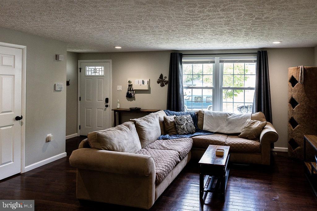 12210 Brolass Road Clinton, MD 20735 - Photo 7 of 27
