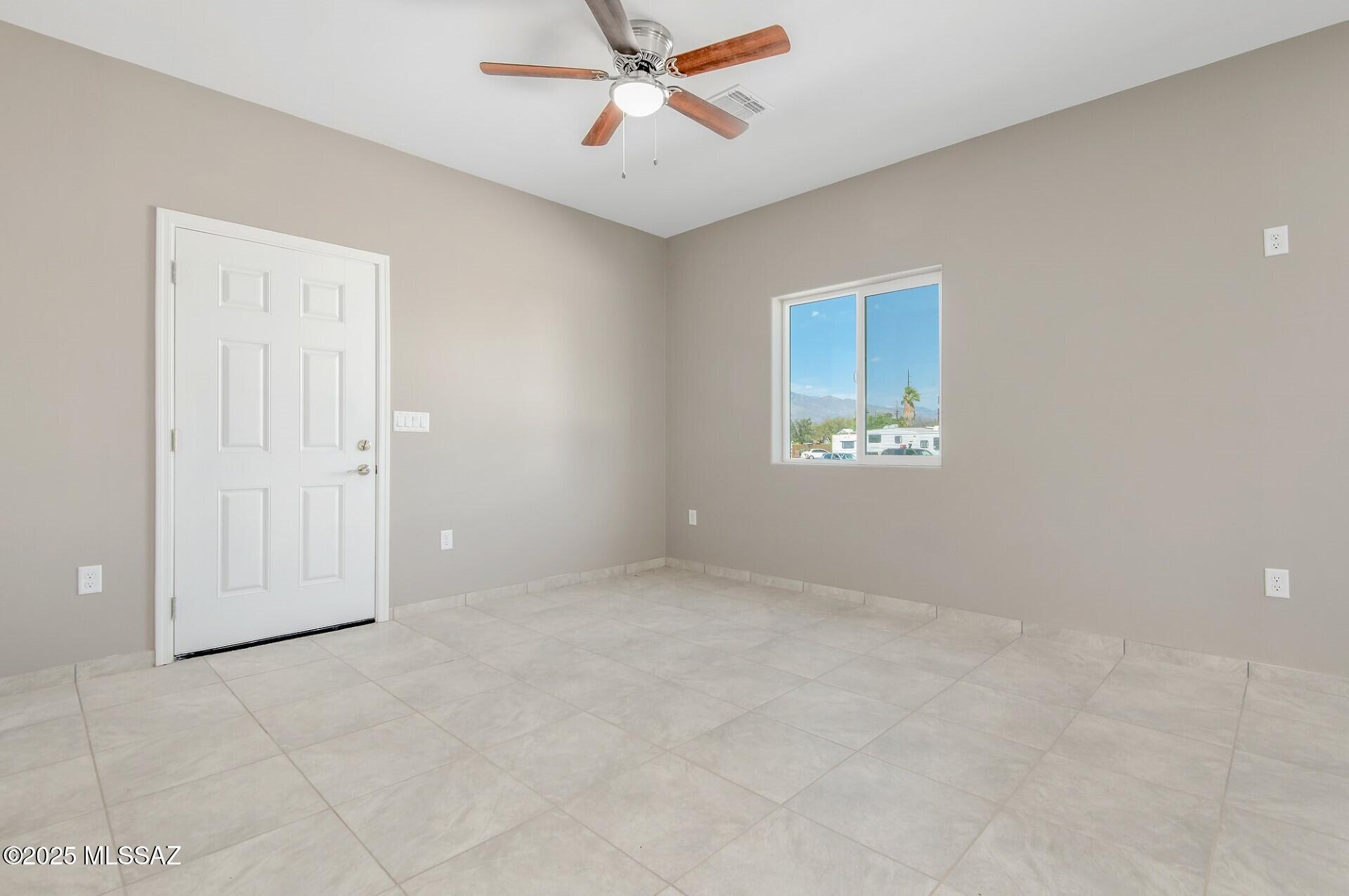 378 West Elvira Road Tucson, AZ 85756 - Photo 3 of 34 3