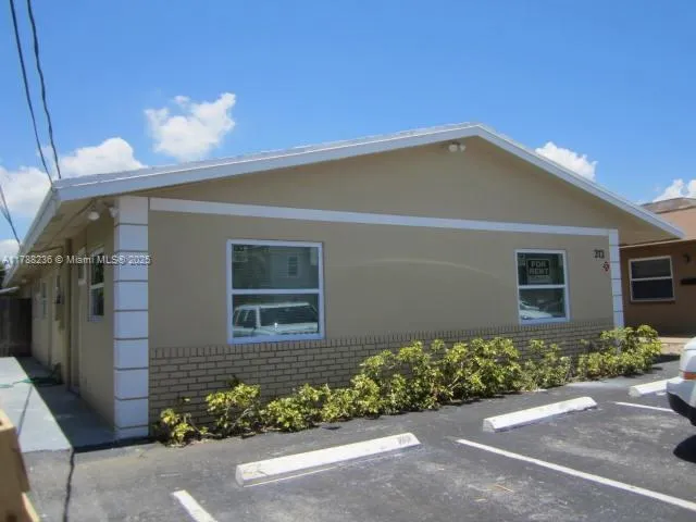 $850,000 | Snug Harbor, Pompano Beach, FL 33060