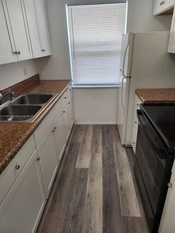 $850,000 | Snug Harbor, Pompano Beach, FL 33060