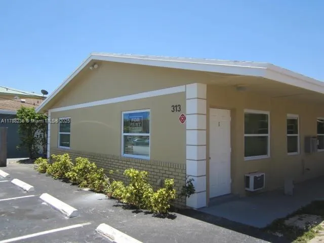 $850,000 | Snug Harbor, Pompano Beach, FL 33060