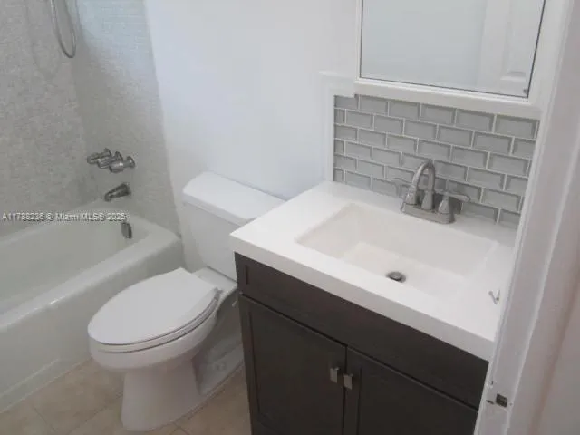 $850,000 | Snug Harbor, Pompano Beach, FL 33060