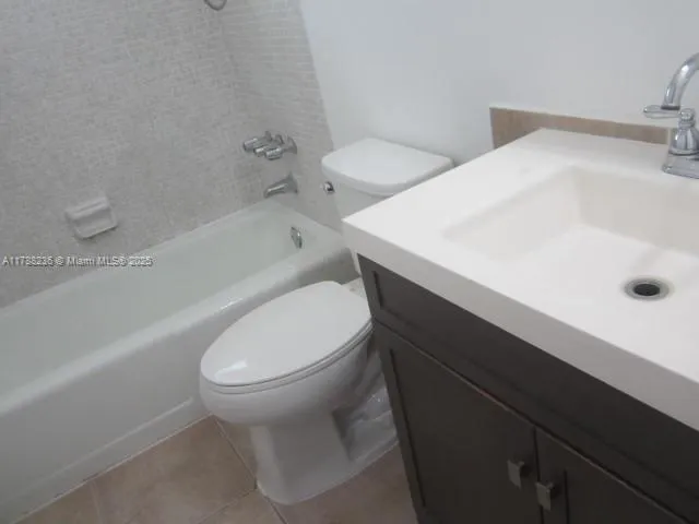 $850,000 | Snug Harbor, Pompano Beach, FL 33060