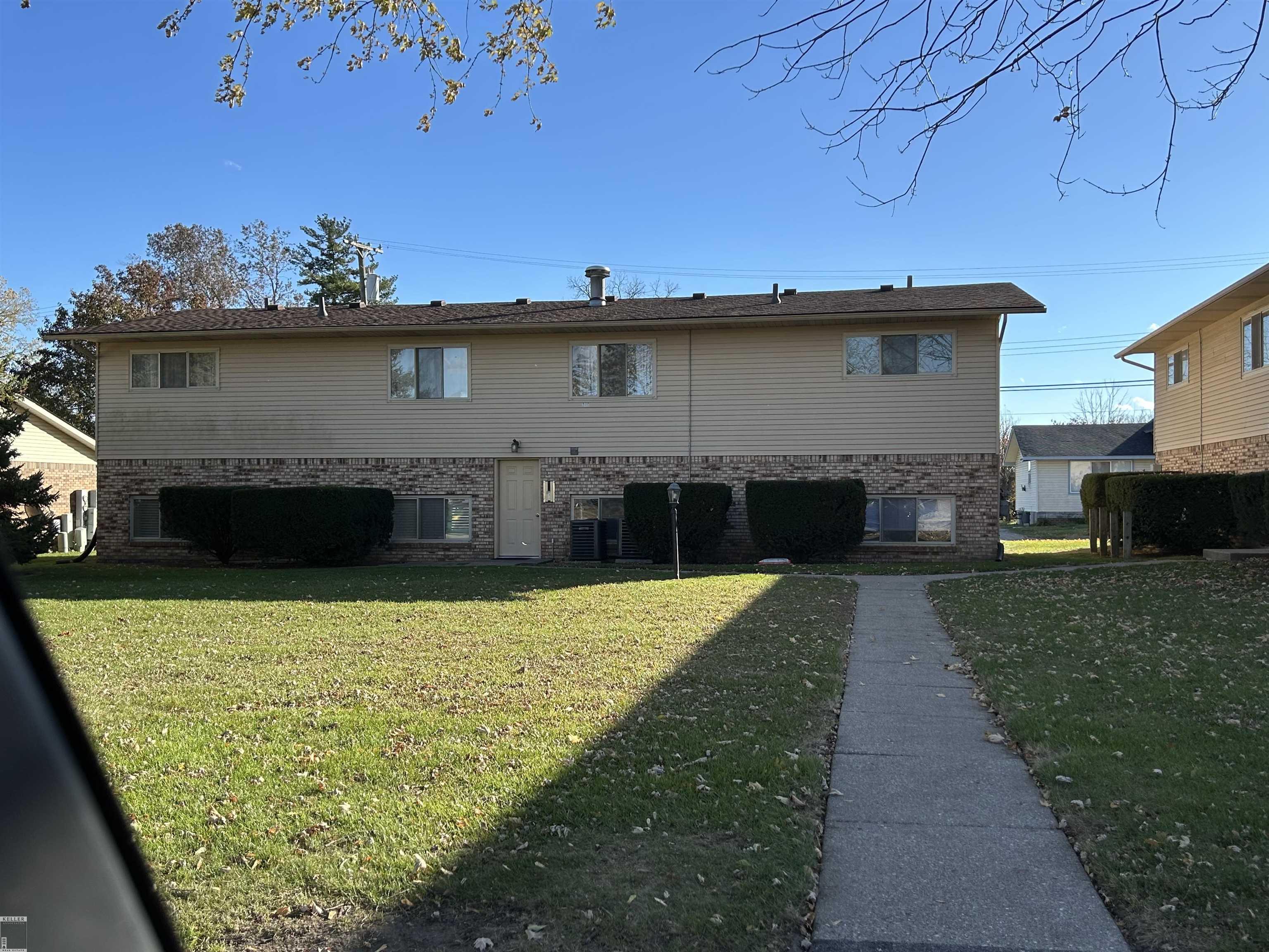 317 Spring Street Romeo, MI 48065 - Photo 2 of 8