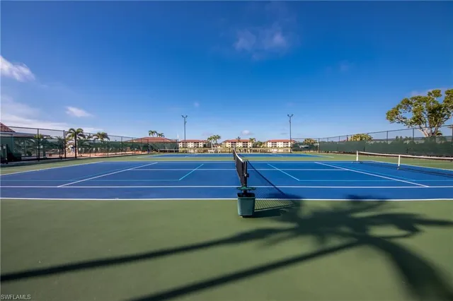 a view of a tennis court