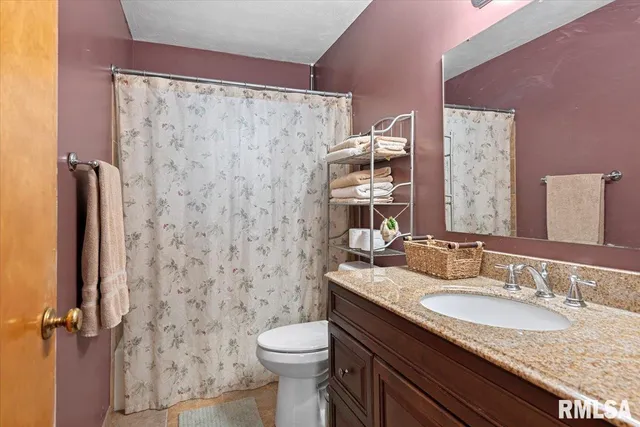 $179,900 | 10 Royal Road, Springfield, IL 62702