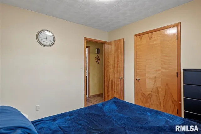 $179,900 | 10 Royal Road, Springfield, IL 62702