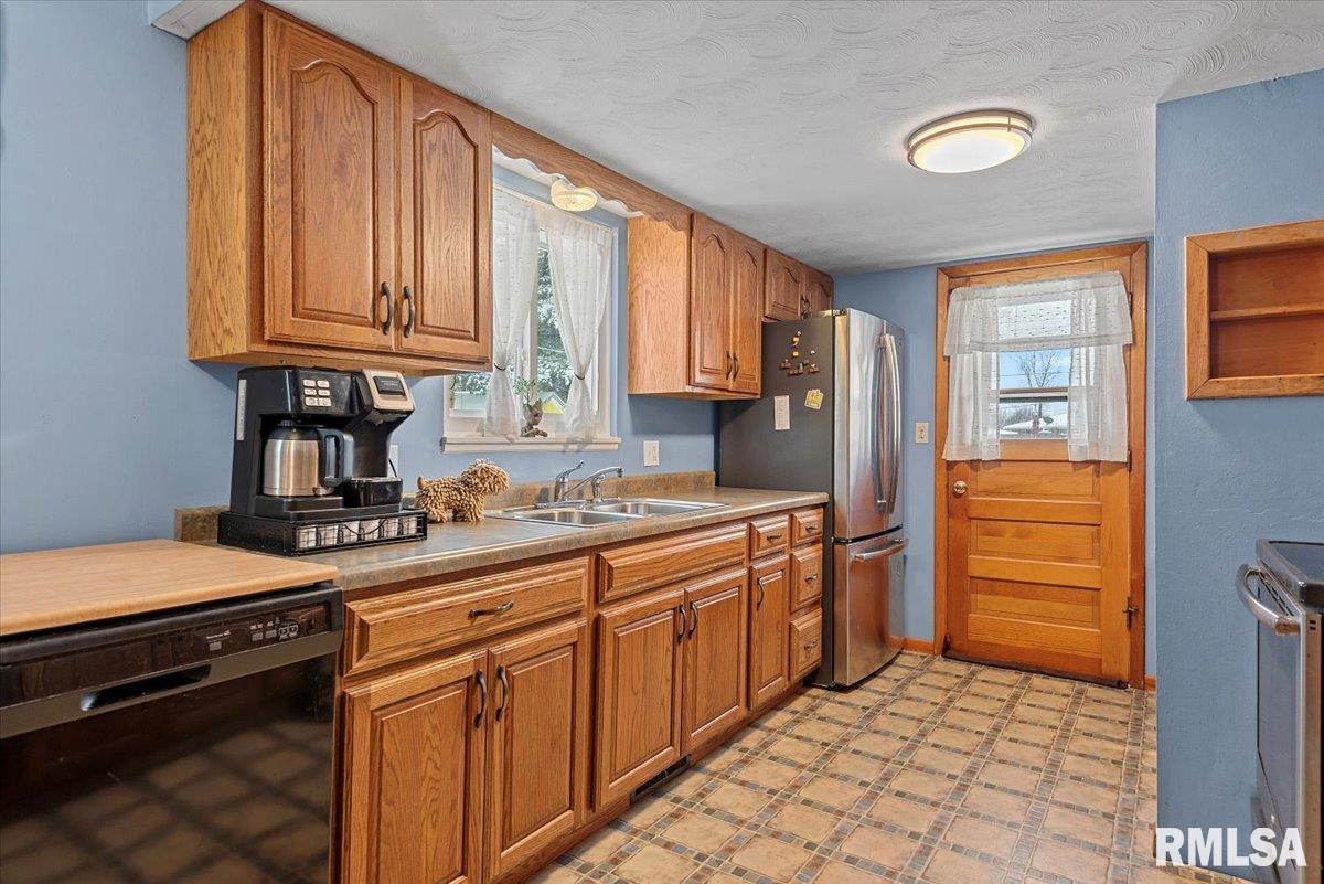 10 Royal Road Springfield, IL 62702 - Photo 10 of 25