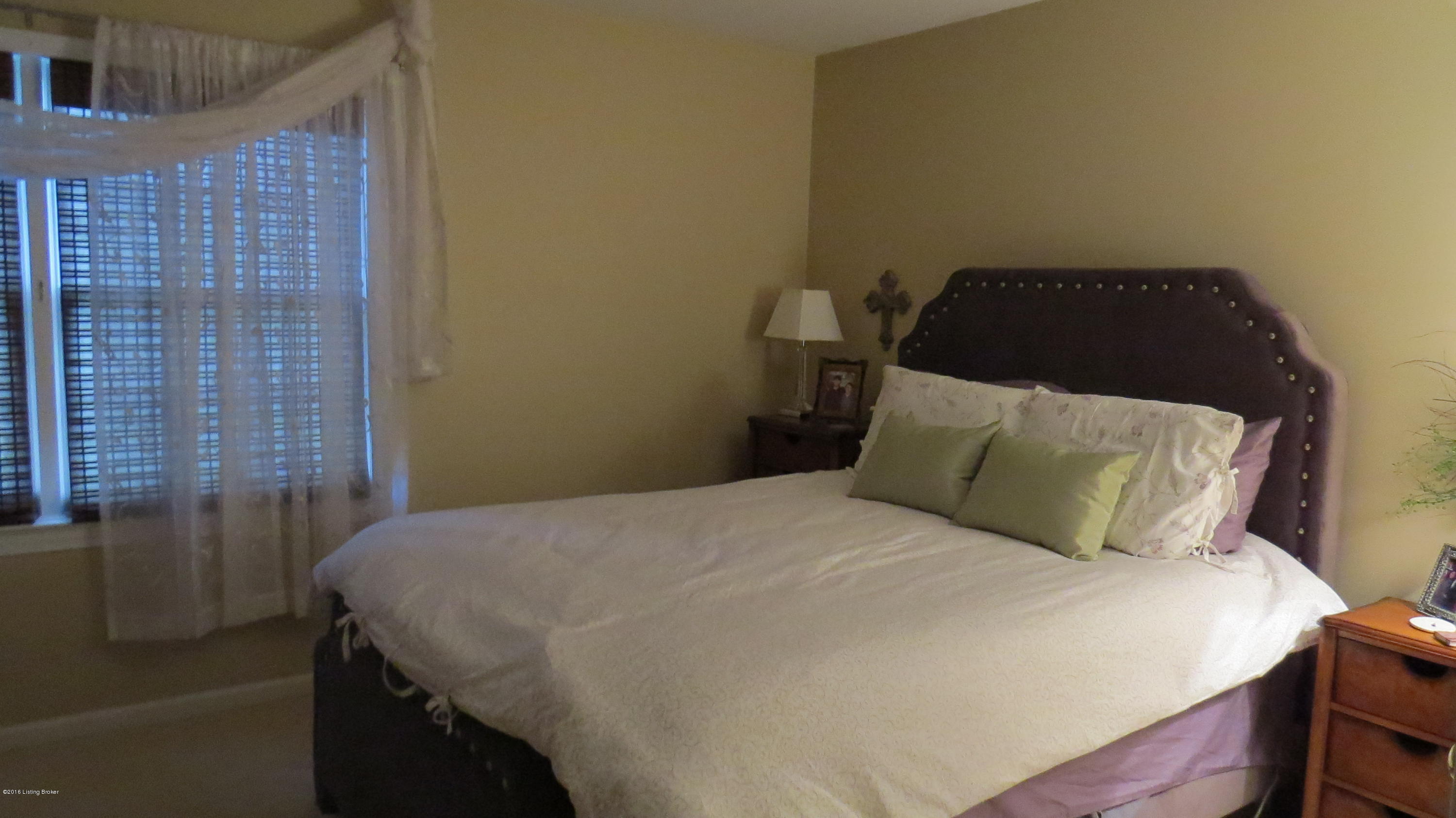 305 South Chadwick Road Louisville, KY 40222 - Photo 23 of 33 IMG_0029