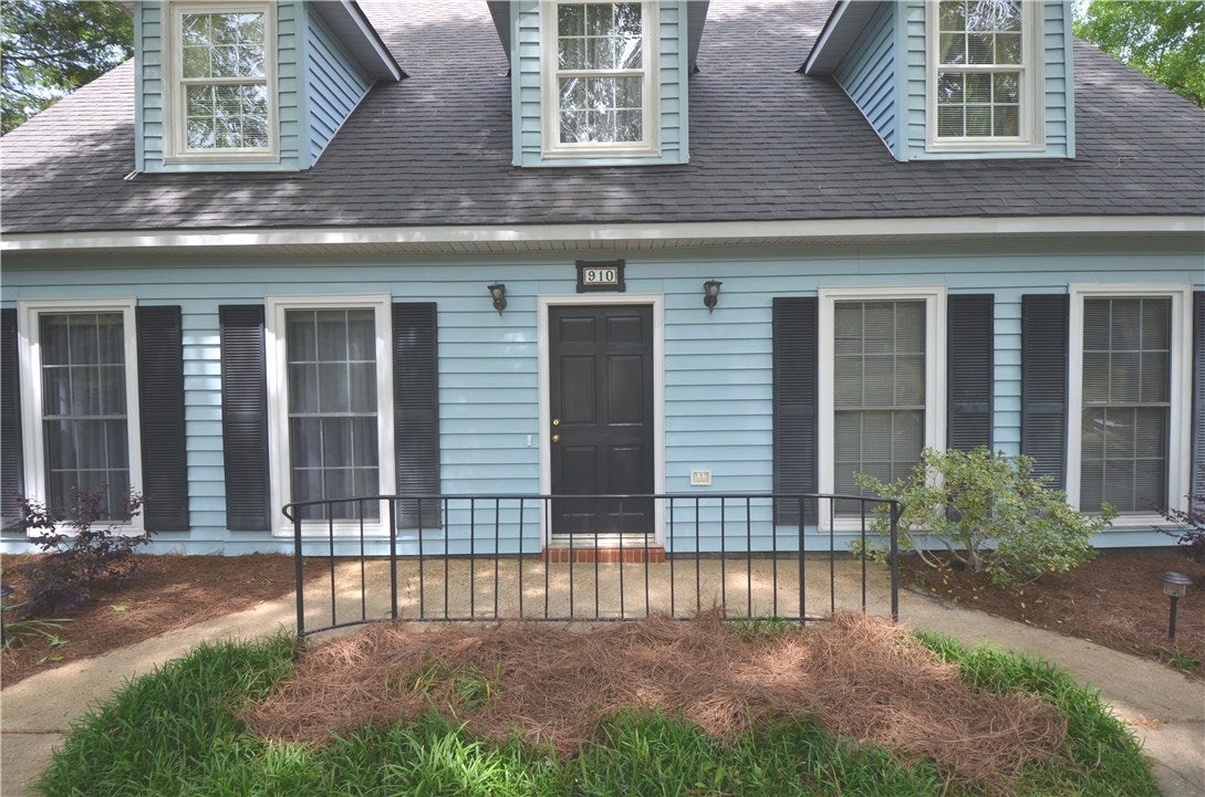 910 Cherokee Road Auburn, AL 36830 - Photo 14 of 33 Gallery Image 14