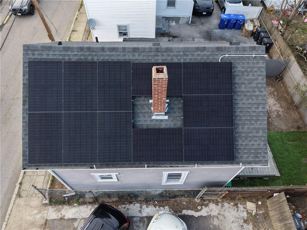 31 Bagley Street Pawtucket, RI 02860 - Photo 4 of 30