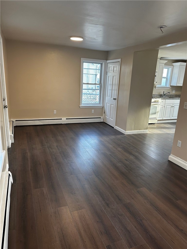 31 Bagley Street Pawtucket, RI 02860 - Photo 7 of 30