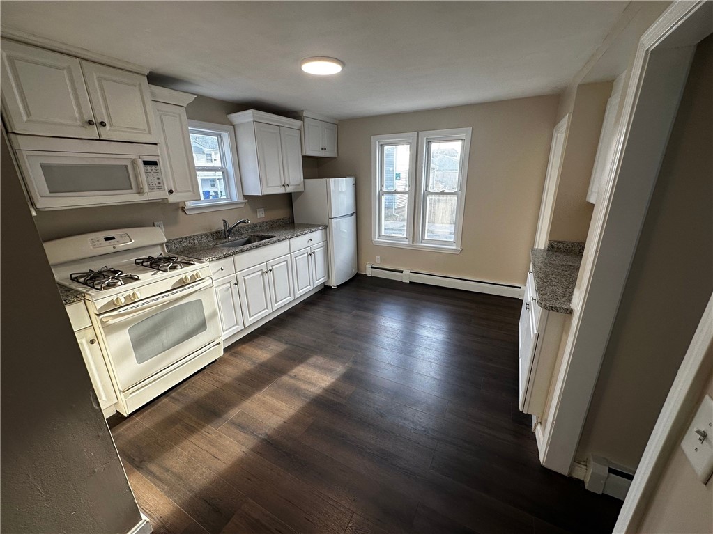 31 Bagley Street Pawtucket, RI 02860 - Photo 8 of 30