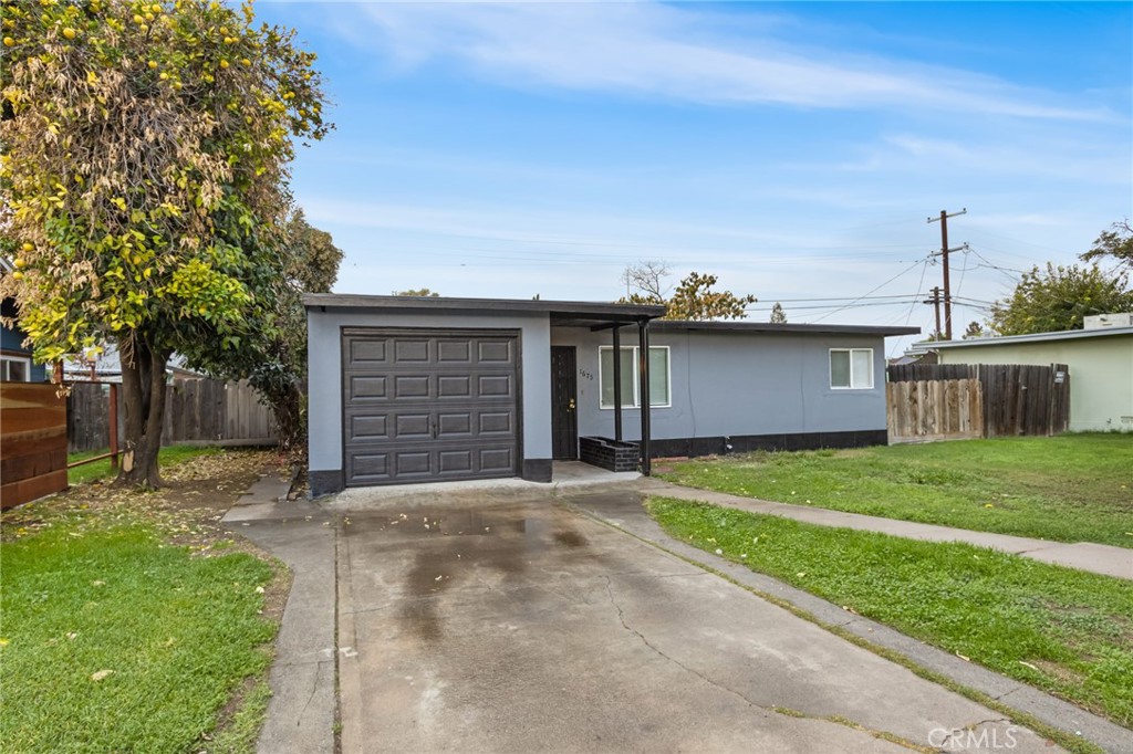 1675 Rose Avenue Merced, CA 95341 - Photo 1 of 17 a view of a backyard of the house