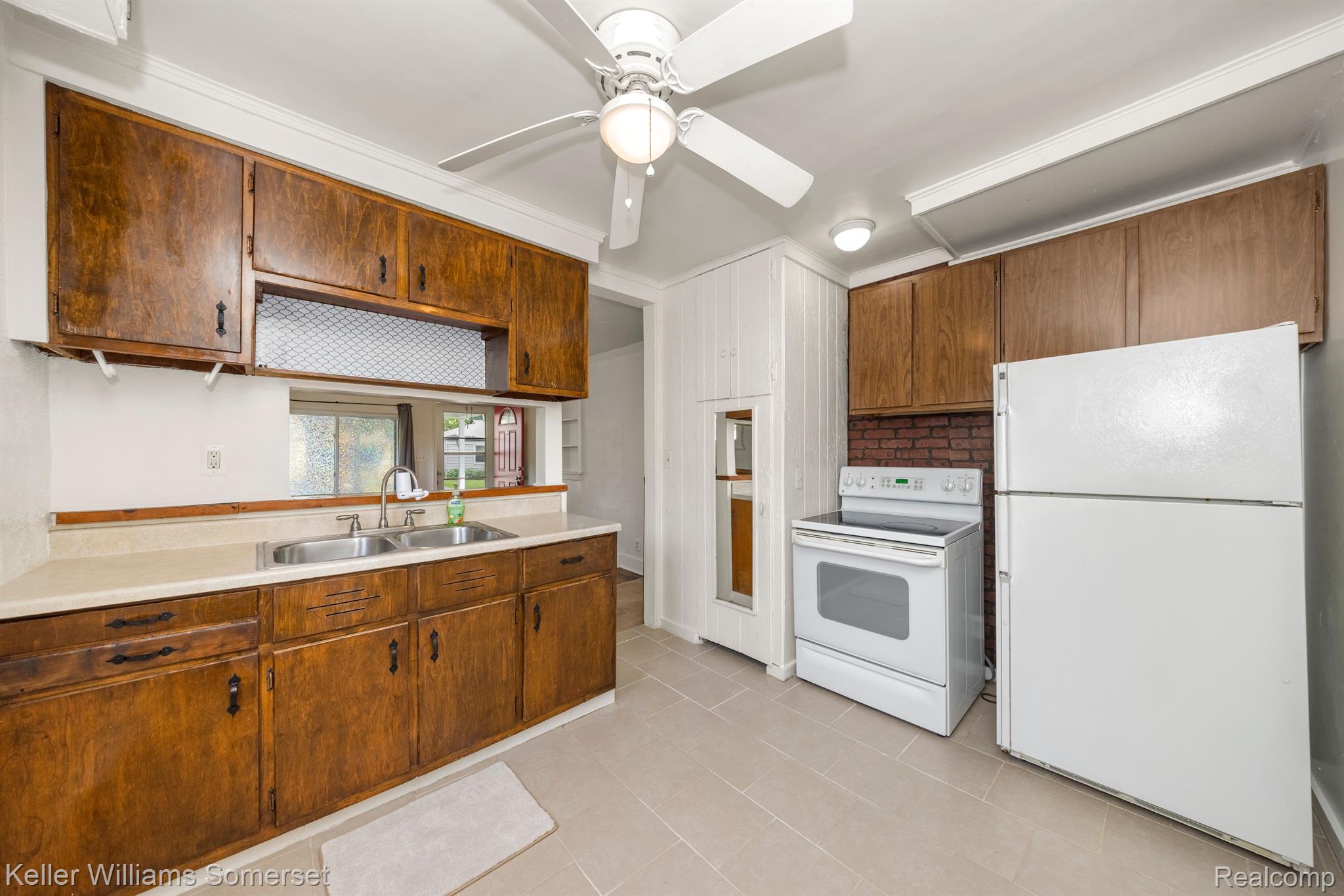 2115 Leitch Road Ferndale, MI 48220 - Photo 11 of 30 Gallery Image 11