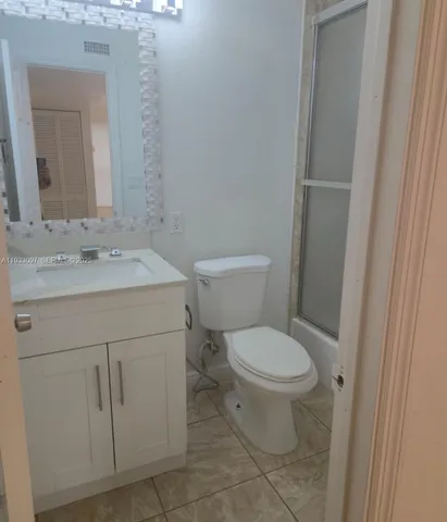 $1,800 | 38 Edmund Road, Unit 1, West Park, FL 33023