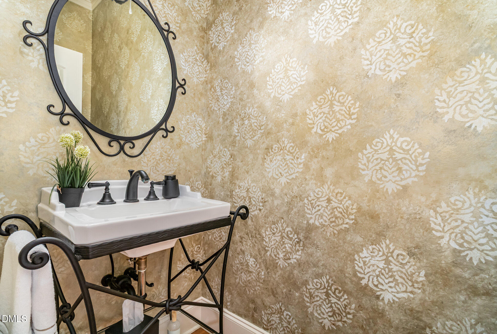 5768 Cavanaugh Drive Raleigh, NC 27614 - Photo 35 of 94 35