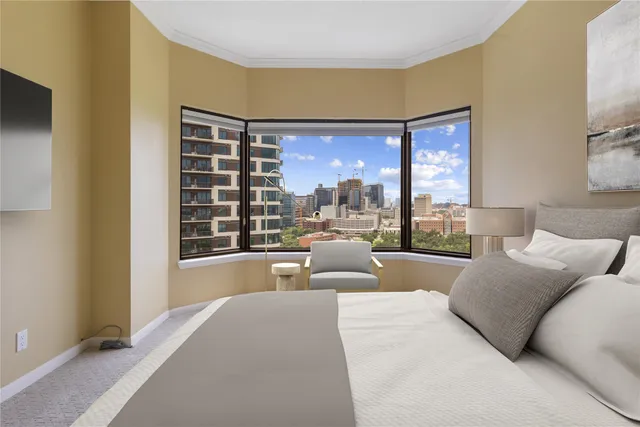 $585,000 | 2001 Holcombe Boulevard, Unit 1801, Houston, TX 77030