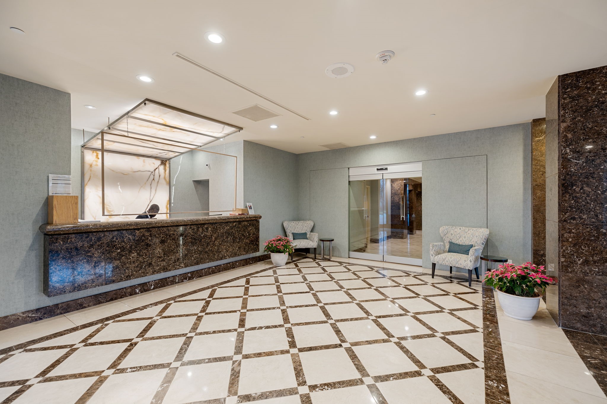 2001 Holcombe Boulevard, Unit 1801 Houston, TX 77030 - Photo 26 of 31 a living room with a couch and a coffee table
