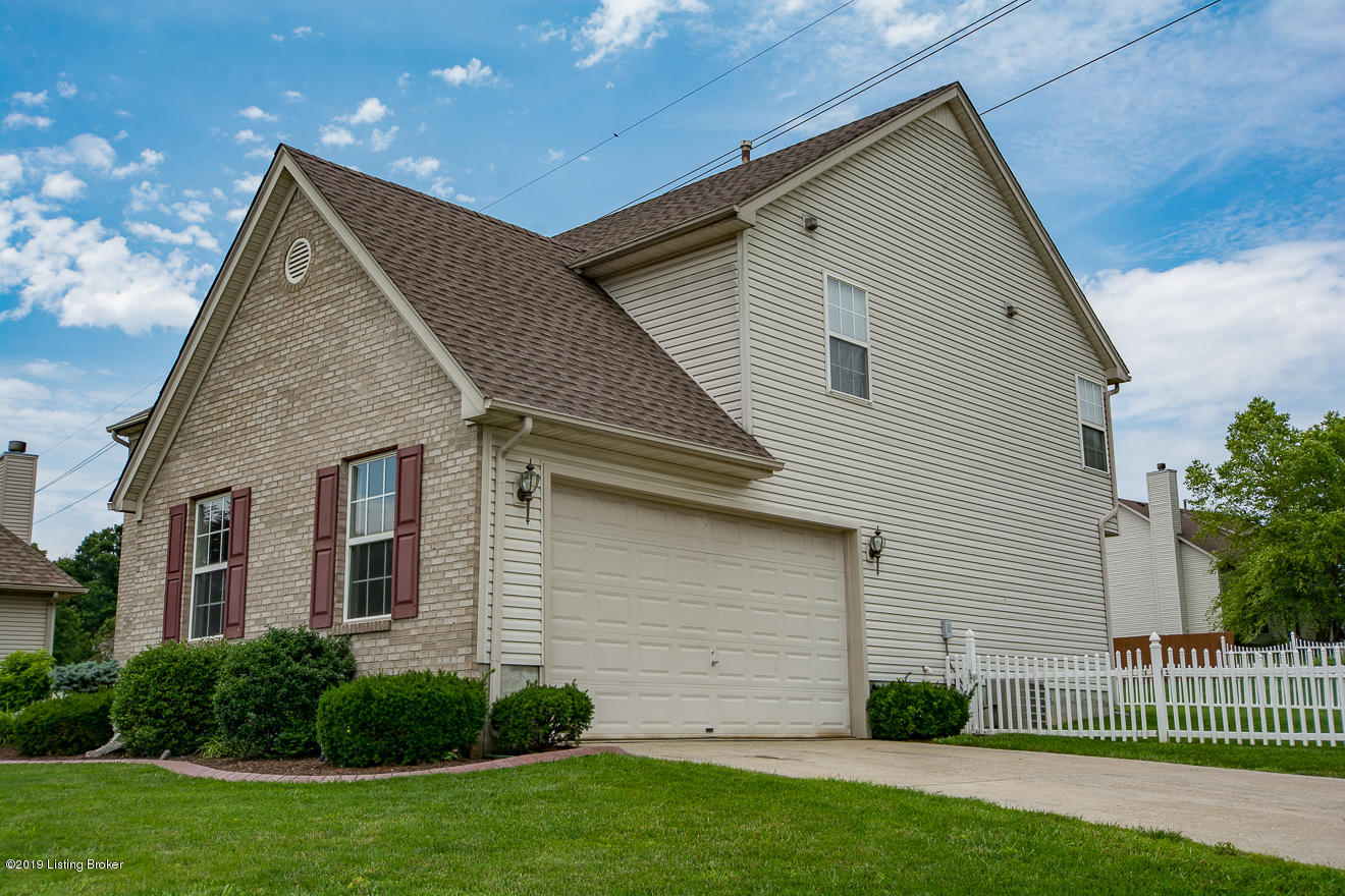 8315 Adams Run Road Louisville, KY 40228 - Photo 4 of 43 AdamsRun -9
