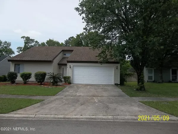$2,000 | 8072 Kilwinning Lane, Jacksonville, FL 32244