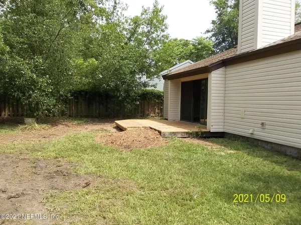 $2,000 | 8072 Kilwinning Lane, Jacksonville, FL 32244
