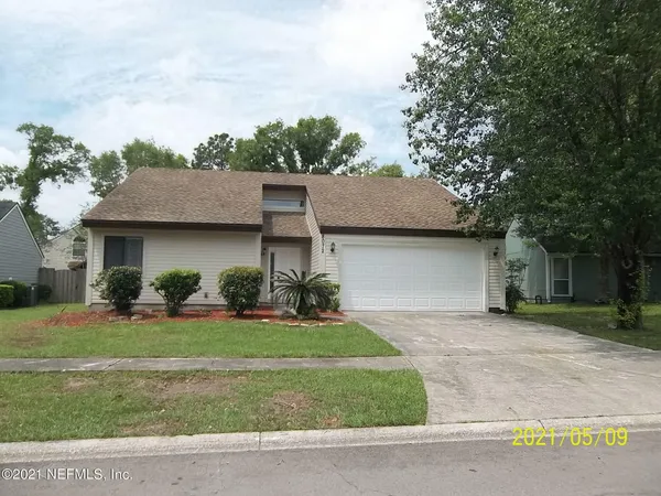 $2,000 | 8072 Kilwinning Lane, Jacksonville, FL 32244