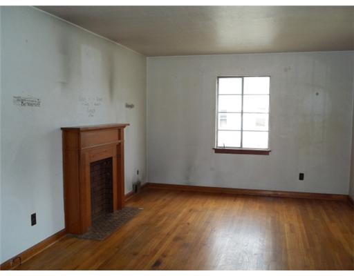 276 E Ridge Springfield, OH 45503 - Photo 2 of 10 Gallery Image 2