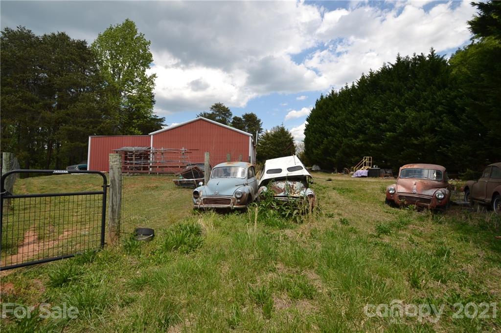 3511 Thunder Road Maiden, NC 28650 - Photo 39 of 44