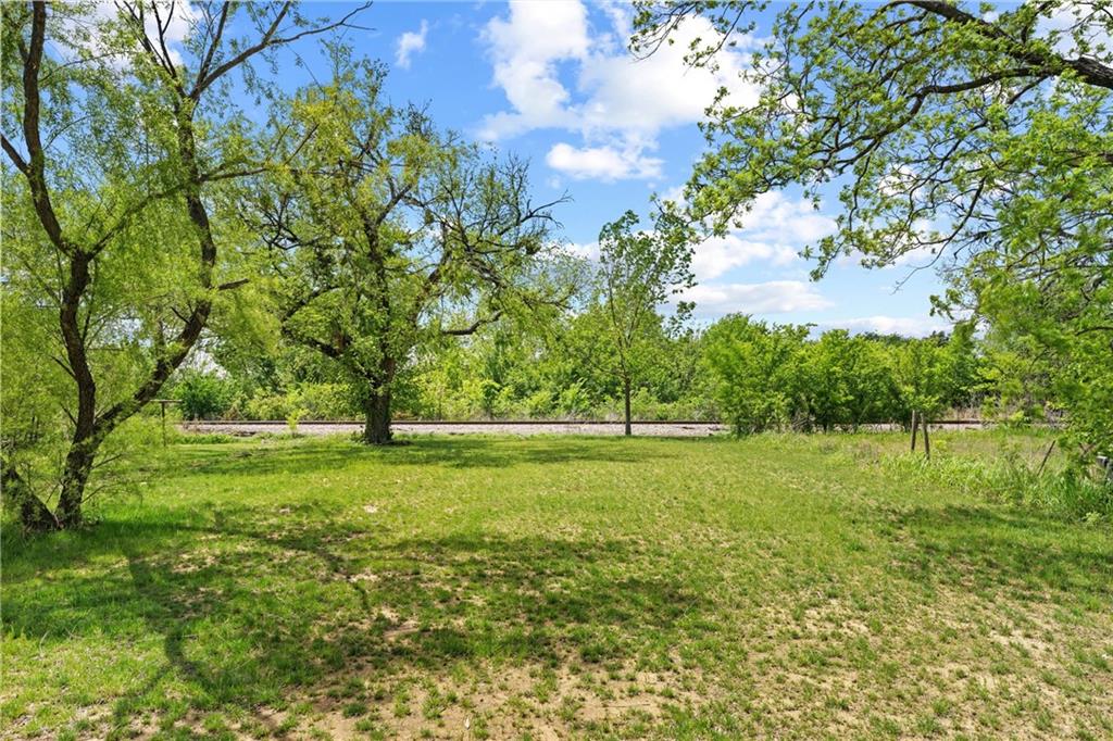 407 North Foreman Street Caney, KS 67333 - Photo 37 of 47