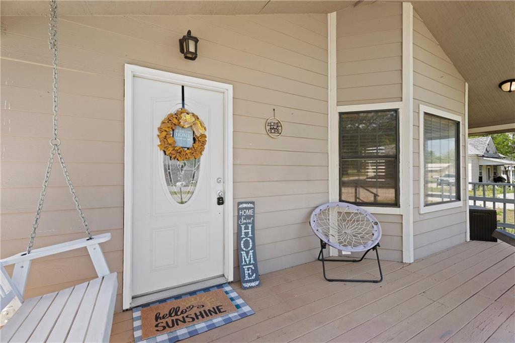 407 North Foreman Street Caney, KS 67333 - Photo 5 of 47