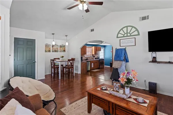 $89,900 | 407 North Foreman Street, Caney, KS 67333