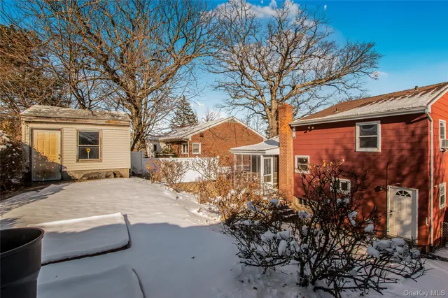 $719,000 | 305 Glenbrook Avenue, Yonkers, NY 10705