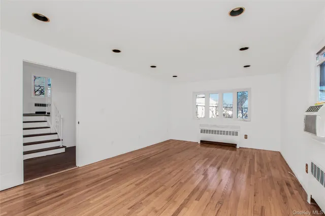 $719,000 | 305 Glenbrook Avenue, Yonkers, NY 10705